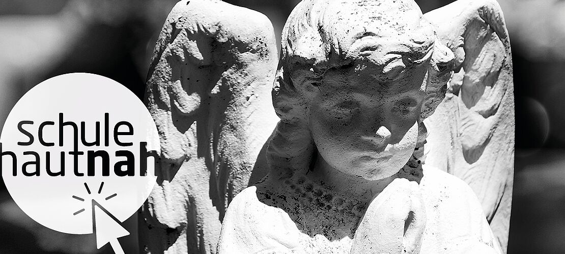 Engel Büste auf einem Friedhof