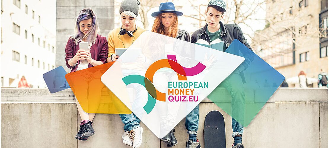 EMQ Jugendliche schauen aufs Handy