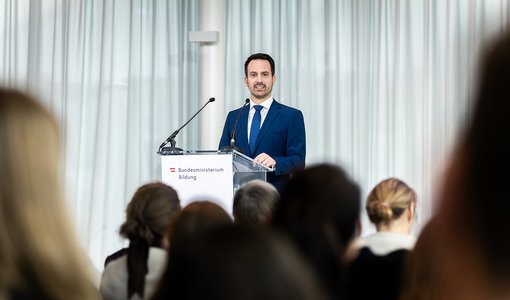 Bundesministerium für Bildung / Tarek Wilde Bildungsminister Christoph Wiederkehr präsentiert den Plan Zukunft.