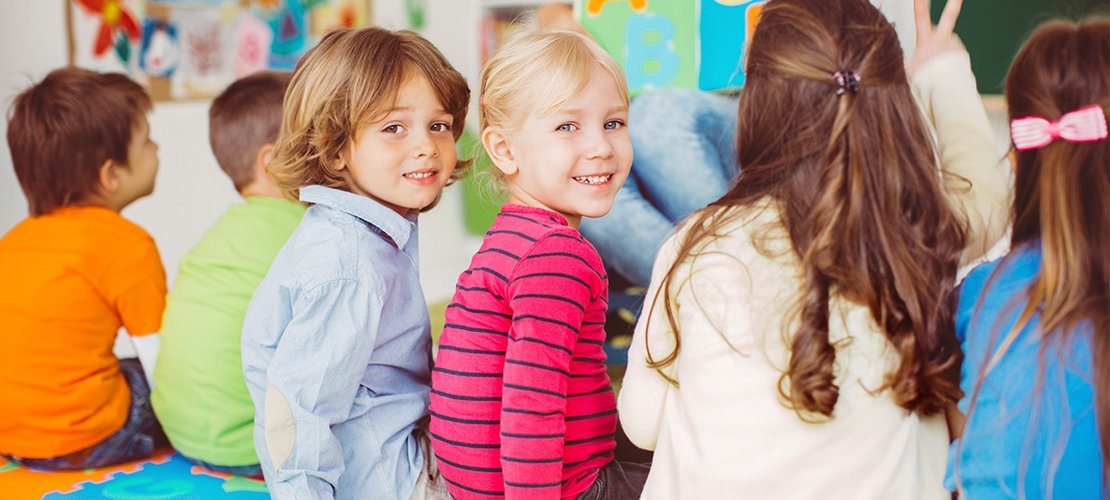 Kinder im Kindergarten