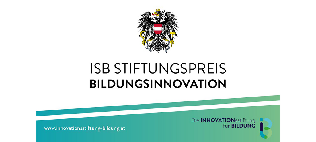 Eine weiße Fläche zeigt oben ein Wappen mit schwarzem Doppeladler und darunter den Text „ISB Stiftungspreis Bildungsinnovation“, ergänzt durch einen türkisgrünen Farbverlauf mit Logos und Webadresse am unteren Rand.