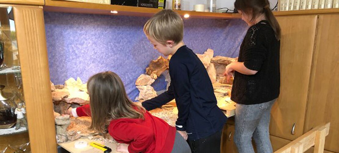 Adventgedanke: Krippenbau Krippenbau